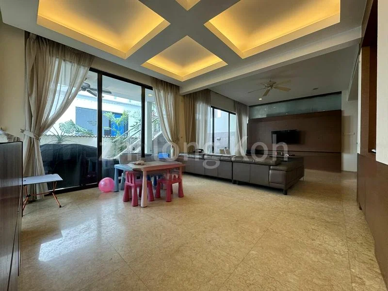 4+1 Bed Semi-Detached House (Landed) for Rent in  Sennett Avenue - Image 8