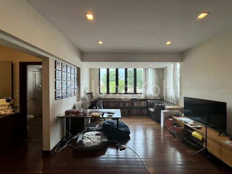 4+1 Bed Semi-Detached House (Landed) for Rent in  Sennett Avenue - Image 5