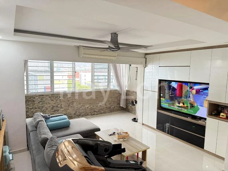 Maisonette HDB for Sale in  330 Bukit Batok Street 33 - Image 1
