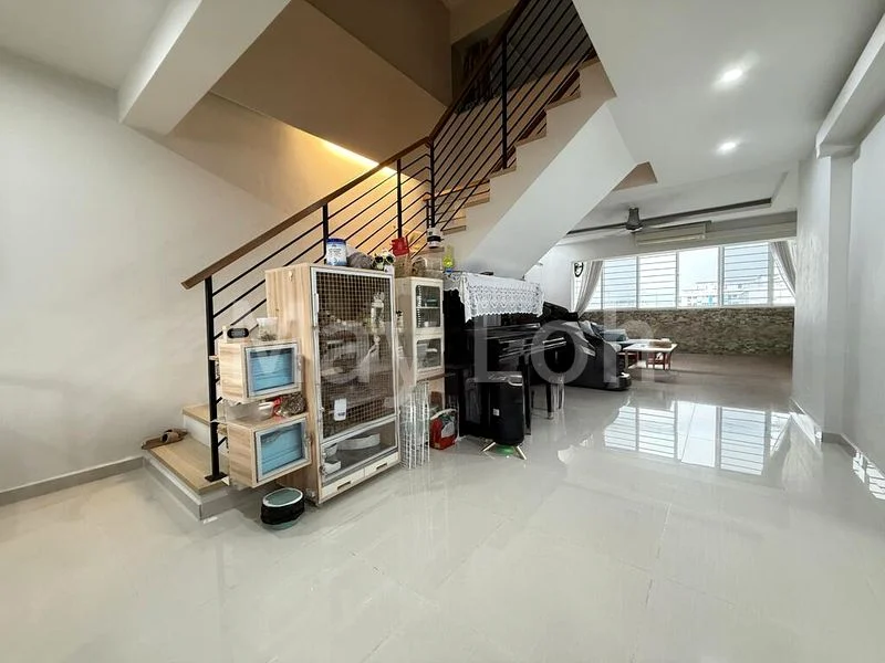 Maisonette HDB for Sale in  330 Bukit Batok Street 33 - Image 13
