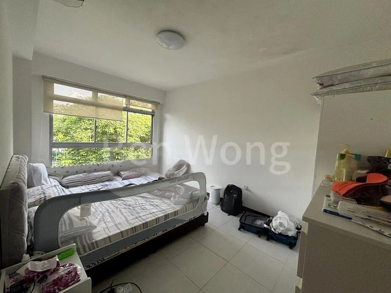 5 Room (5I) HDB for Rent in  572B Woodlands Avenue 1 - Image 3