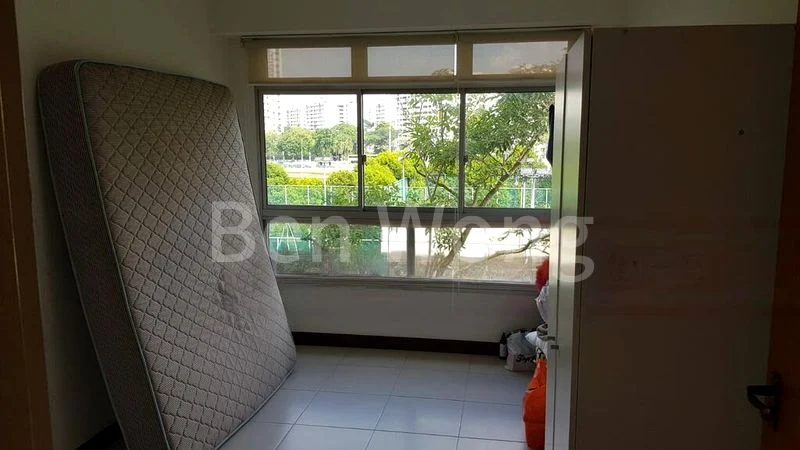 5 Room (5I) HDB for Rent in  572B Woodlands Avenue 1 - Image 16