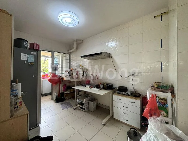 5 Room (5I) HDB for Rent in  572B Woodlands Avenue 1 - Image 7