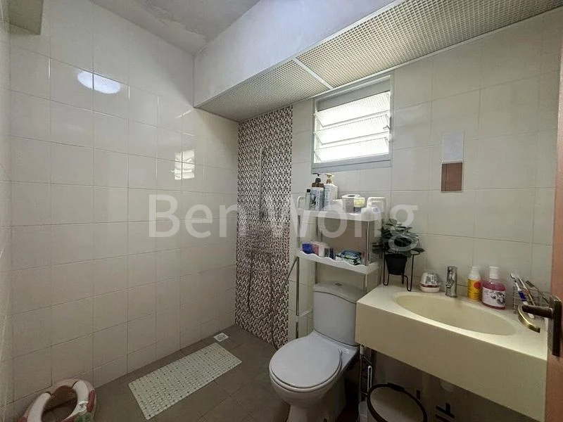 5 Room (5I) HDB for Rent in  572B Woodlands Avenue 1 - Image 4