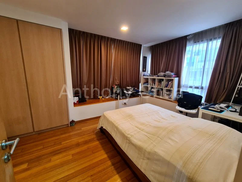 4 Bed Townhouse (Landed) for Sale in  Villas @ Gilstead - Image 2