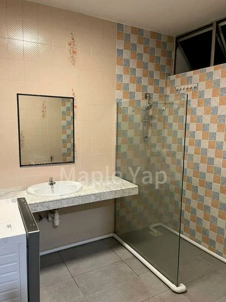 Studio Terraced House (Landed) for Rent in Green Gardens - Image 11