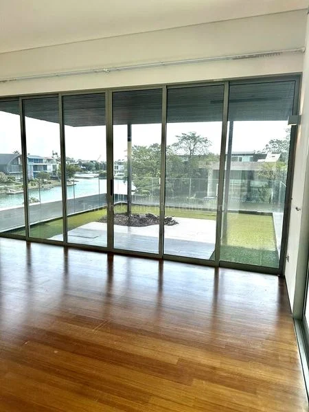 5 Bed Bungalow (Landed) for Rent in  Cove Way - Image 5