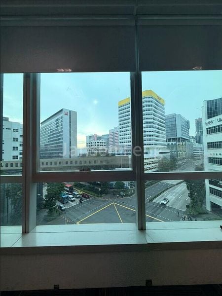 Office for Sale: Sunshine Plaza - Image 2