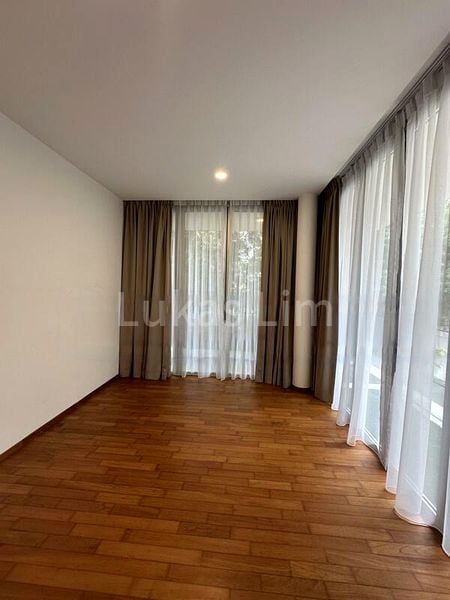 5 Bed Bungalow (Landed) for Sale in  Michaels' Residences - Image 11