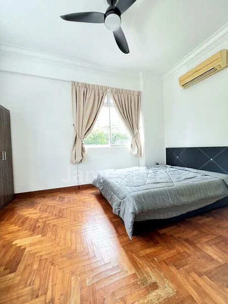 Master Room (Condo) for Rent in  La Crystal - Image 4