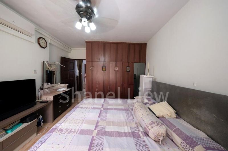 3 Bed Condo for Rent in  Loyang Valley - Image 4