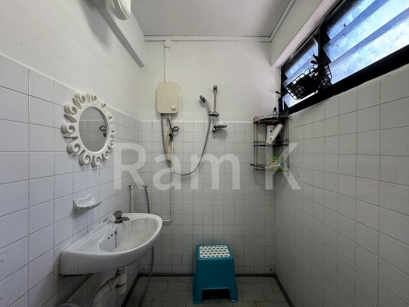 4 Room (4S) HDB for Sale in  154 Bishan Street 13 - Image 4