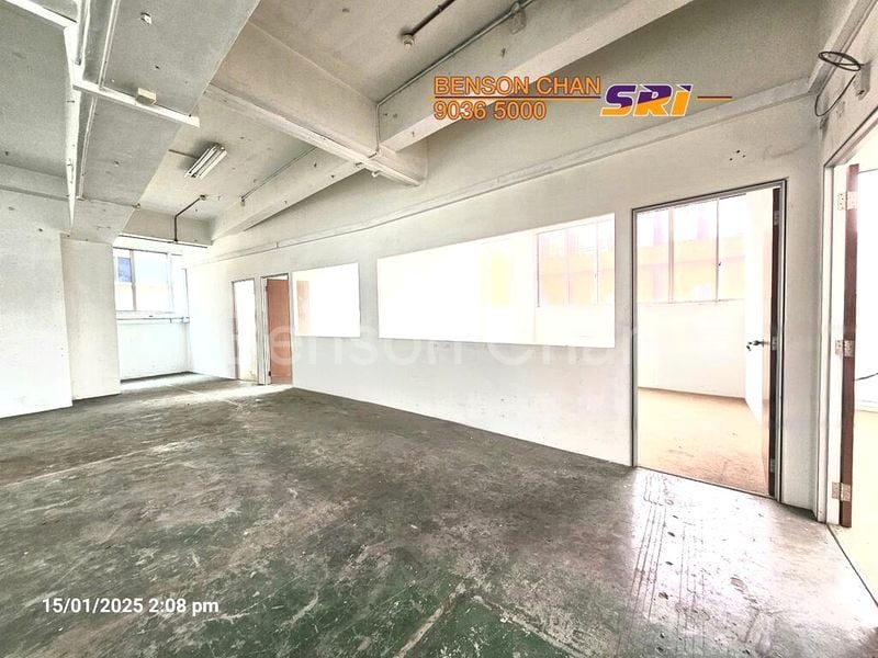 Light Industrial (B1) for Rent: Lam Thong Building - Image 2