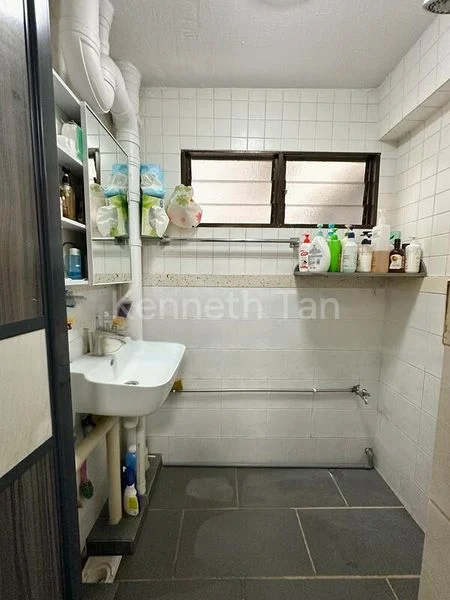 Common Room (HDB) for Rent in 17 Marsiling Lane - Image 4