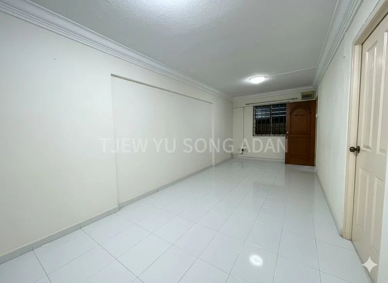 3 Room (3NG) HDB for Sale in  239 Bukit Batok East Avenue 5 - Image 1