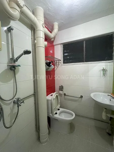 3 Room (3NG) HDB for Sale in  239 Bukit Batok East Avenue 5 - Image 8