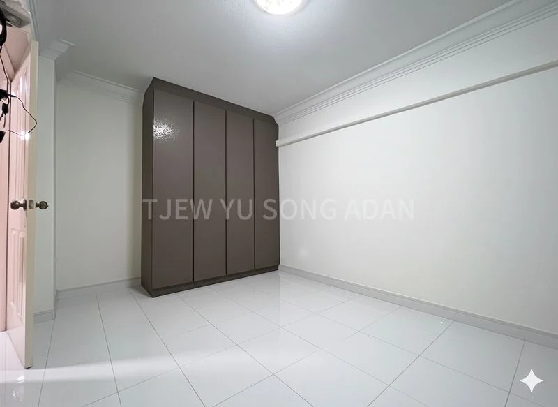3 Room (3NG) HDB for Sale in  239 Bukit Batok East Avenue 5 - Image 5