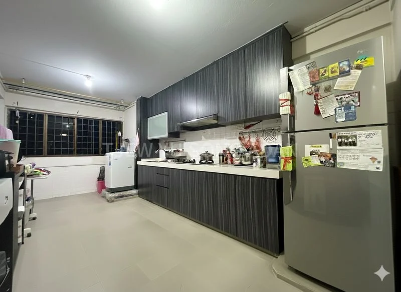 3 Room (3NG) HDB for Sale in  239 Bukit Batok East Avenue 5 - Image 7