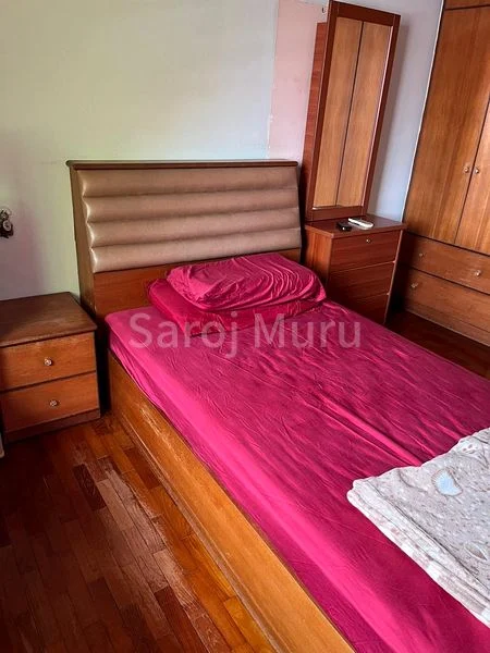 Common Room (HDB) for Rent in 204 Ang Mo Kio Avenue 3 - Image 1