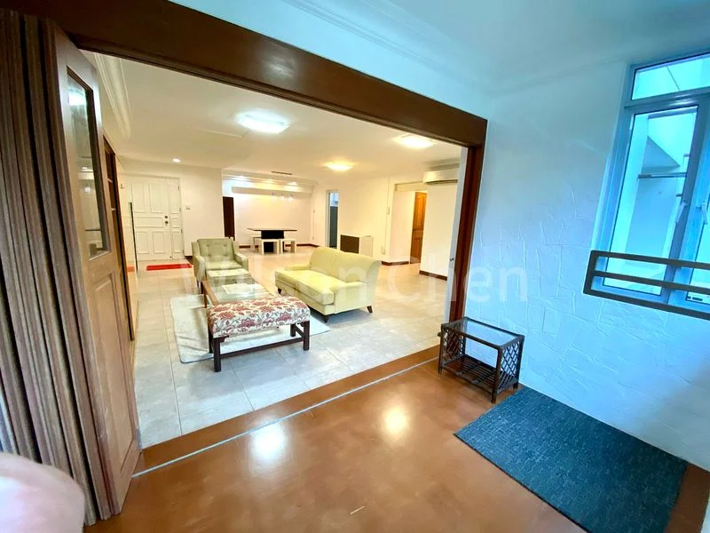 Executive HDB for Rent in  285D Toh Guan Road - Image 2