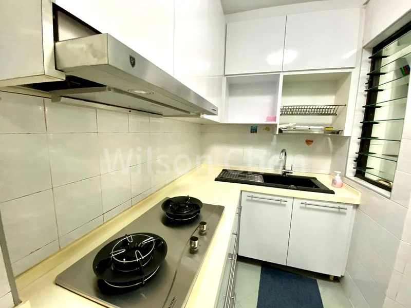 Executive HDB for Rent in  285D Toh Guan Road - Image 11