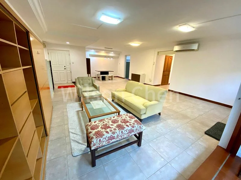 Executive HDB for Rent in  285D Toh Guan Road - Image 1