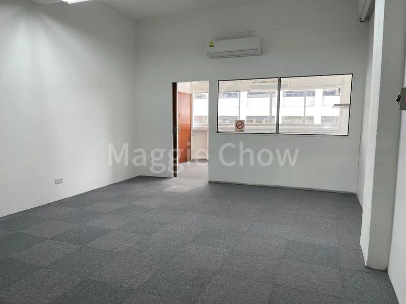 Light Industrial (B1) for Rent: Kapo Factory Building - Image 9