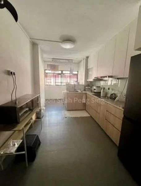 Common Room (HDB) for Rent in  354 Clementi Avenue 2 - Image 3