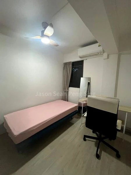 Common Room (HDB) for Rent in  354 Clementi Avenue 2 - Image 1