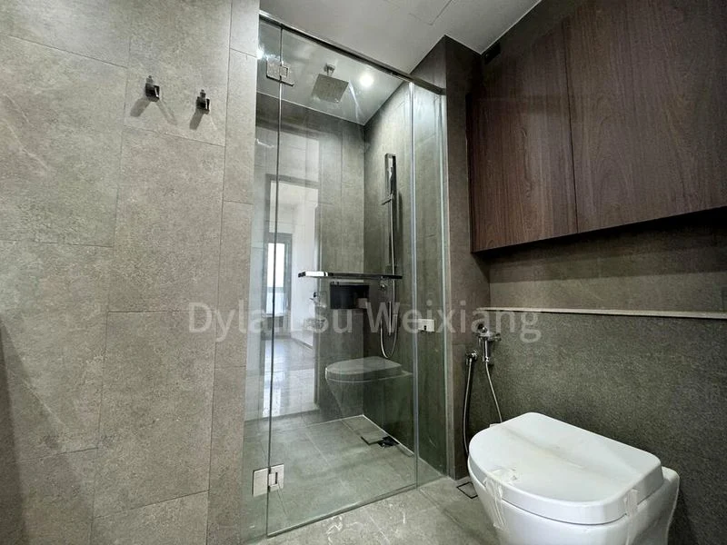 4 Bed Condo for Rent in  Midtown Modern - Image 12