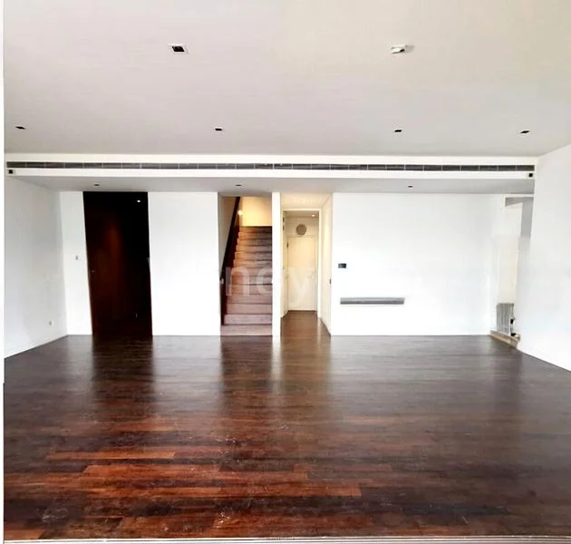 3 Bed Condo for Rent in  Lloyd Sixtyfive - Image 3