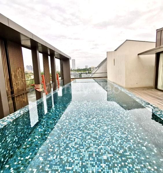 3 Bed Condo for Rent in  Lloyd Sixtyfive - Image 1