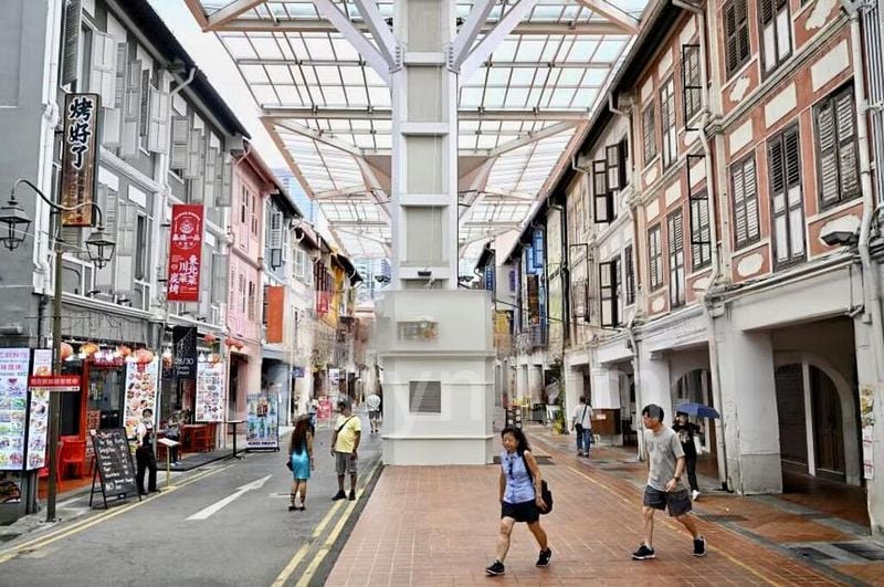 Shop / Shophouse for Sale: A few conservation shophouse units on Craig Road, Keong Siak Road, in the Chinatown district. - Image 4