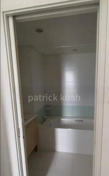 Room (Condo) for Rent in  The Sail @ Marina Bay - Image 6