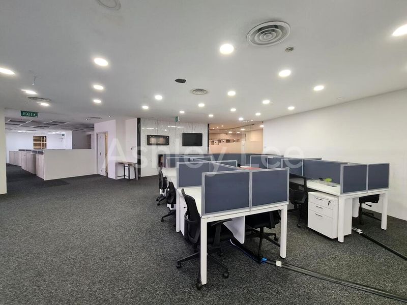 Office for Rent: The Plaza - Image 9