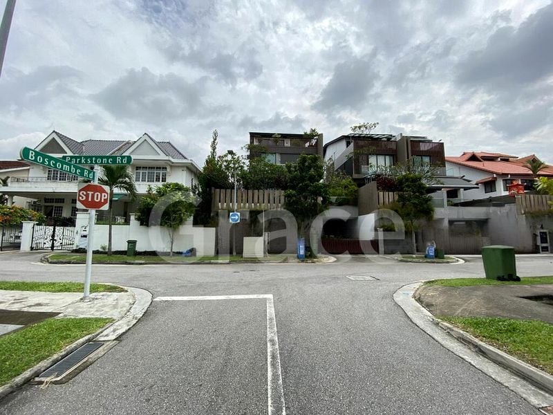 7 Bed Bungalow (Landed) for Sale in  Parkstone Road - Image 10