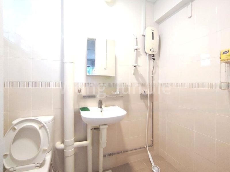 5 Room (5I) HDB for Sale in  219A Jurong East Street 21 - Image 1