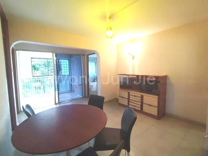 5 Room (5I) HDB for Sale in  219A Jurong East Street 21 - Image 10