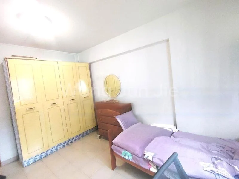 5 Room (5I) HDB for Sale in  219A Jurong East Street 21 - Image 4