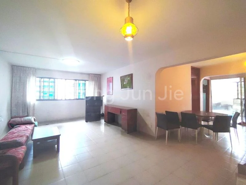 5 Room (5I) HDB for Sale in  219A Jurong East Street 21 - Image 18