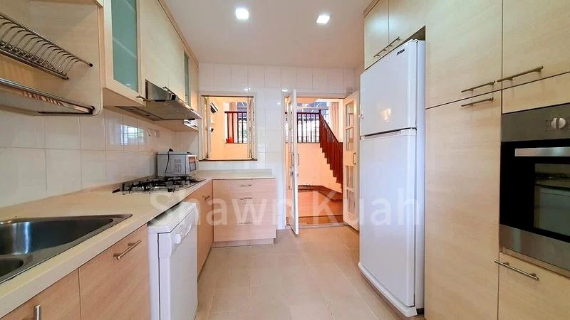 4 Bed Townhouse (Landed) for Rent in  Chancery Grove - Image 10