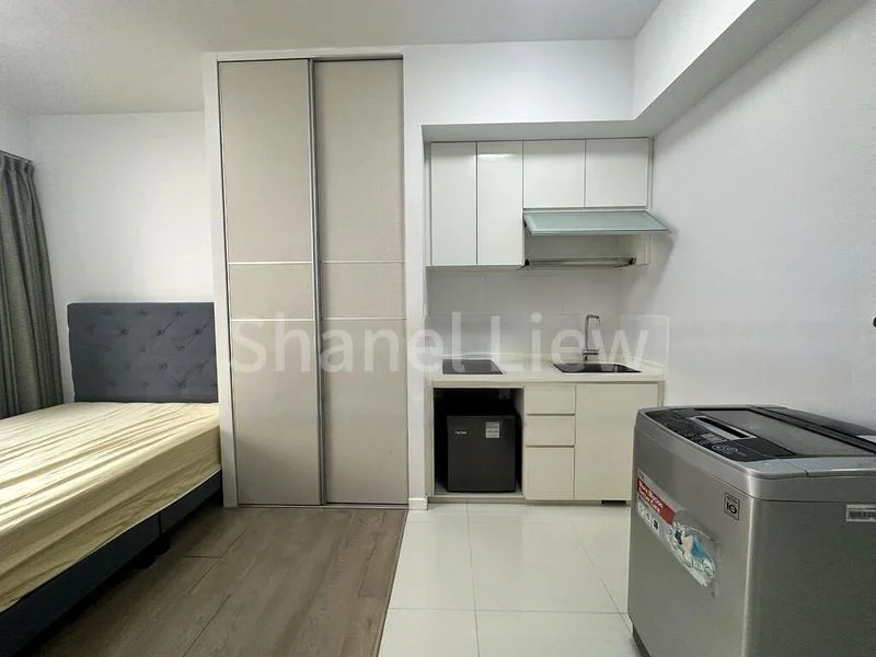 Room (Condo) for Rent in  Heron Bay - Image 9