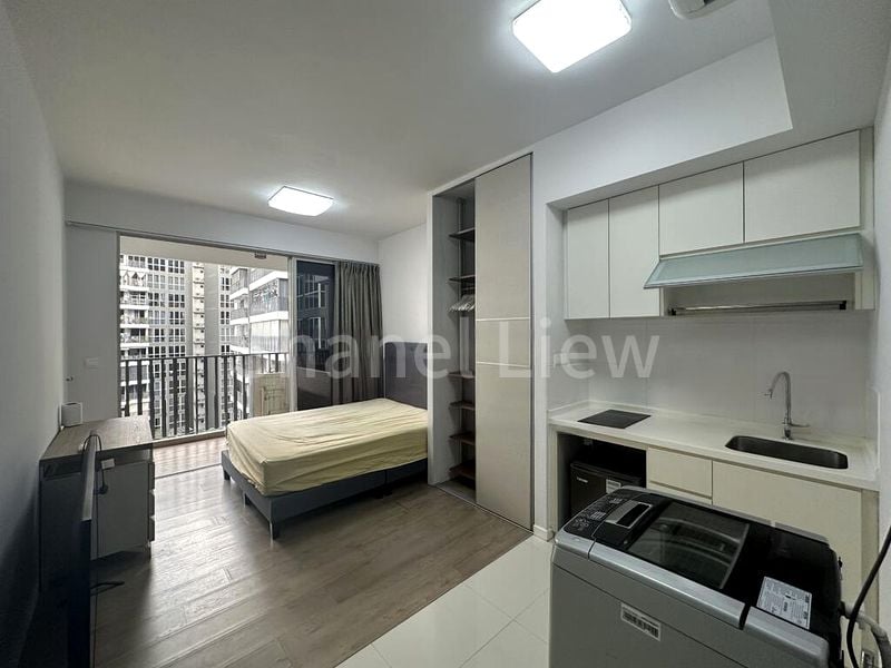 Room (Condo) for Rent in  Heron Bay - Image 1