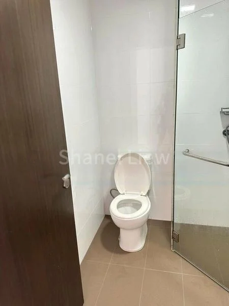 Room (Condo) for Rent in  Heron Bay - Image 4