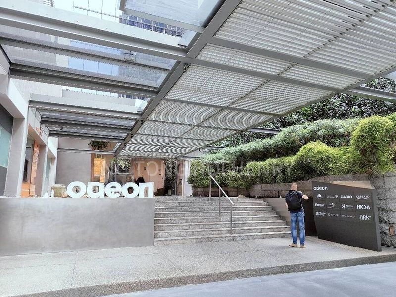 Office for Rent: Odeon Towers - Image 5