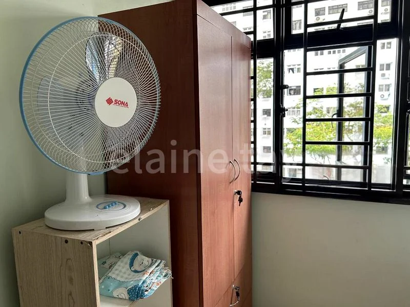 Common Room (HDB) for Rent in  59 Marine Terrace - Image 2