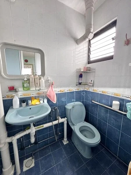 3 Room (3NG) HDB for Sale in 608 Ang Mo Kio Avenue 5 - Image 5