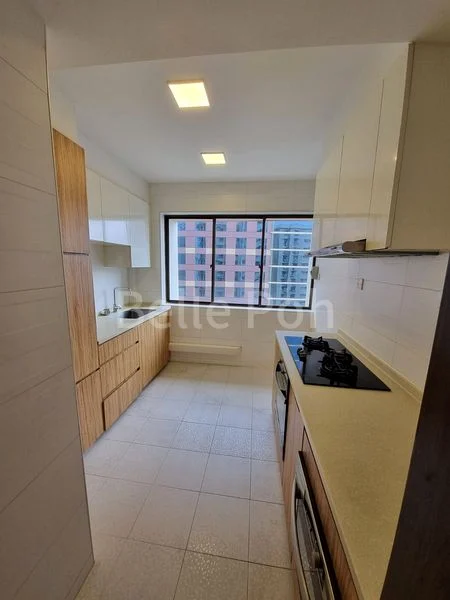 4 Bed Apartment (Condo) for Rent in  Parkway View - Image 1