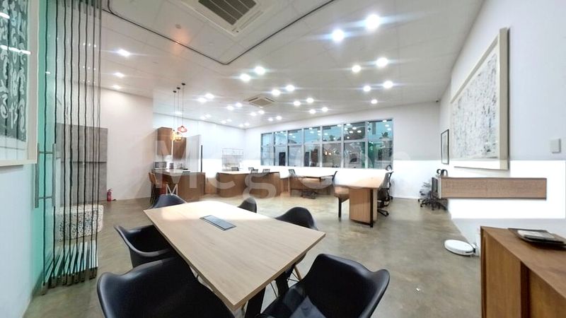 Meissa: 1,200 Sq Ft Retail Shop for Rent on 4th Street - Image 16