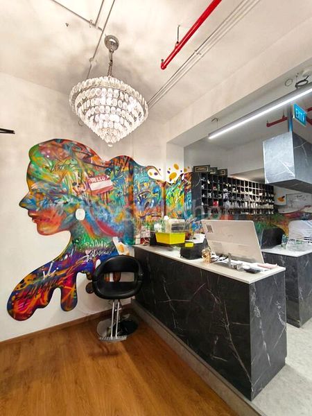 Shop / Shophouse for Rent: A Vibrant, Spacious Deluxe Shophouse with Lift Access in the CBD - Image 8